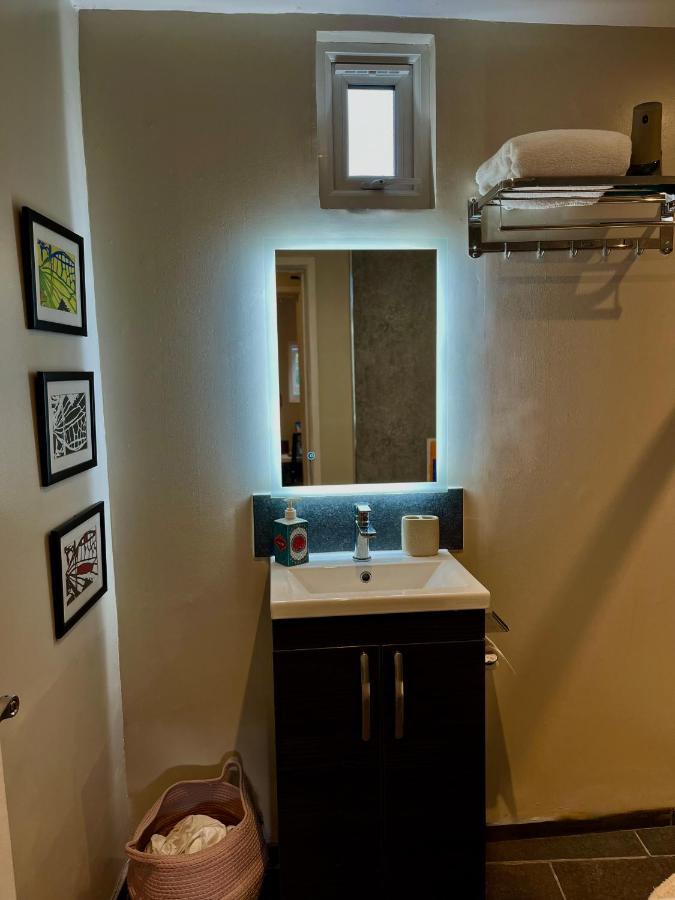 Modern, Gr Floor 1 Bed, Bathroom, Garden & Private Entry With Free Parking Cambridge-i reptér Kültér fotó